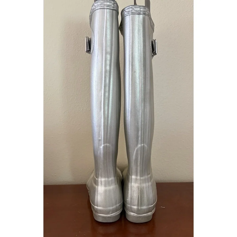 Hunter Boots Tall Metallic Silver Size 5 Women's Rain Boots /Snow Boots Winter